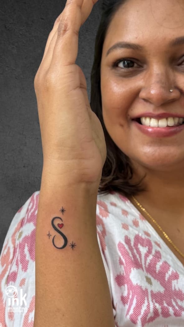 Minimalist Tattoos - Image 27
