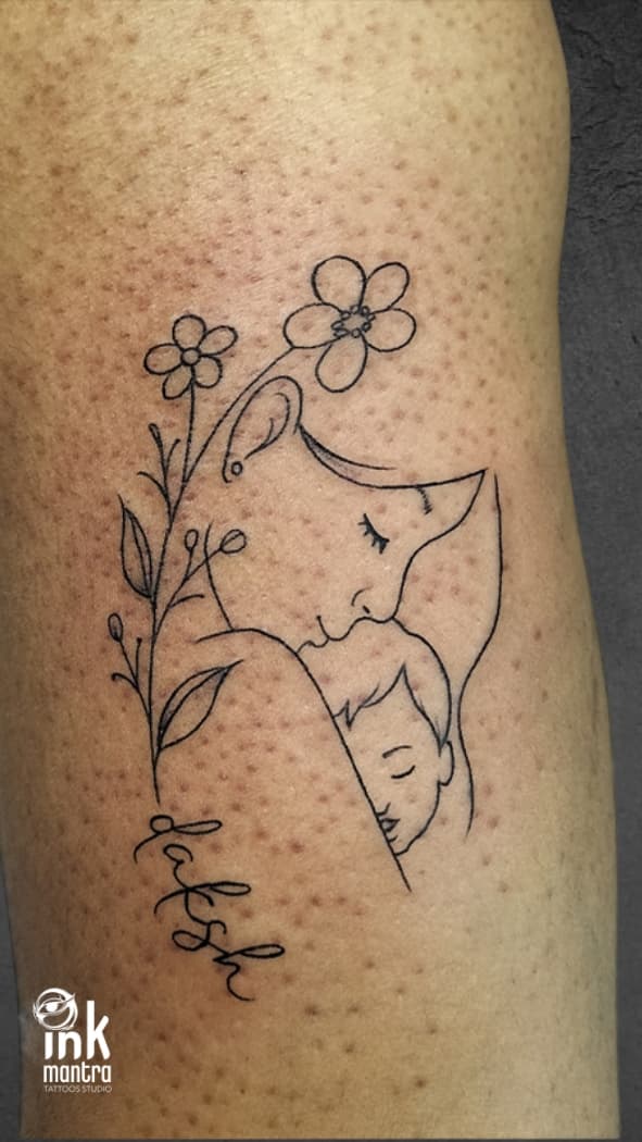 Minimalist Tattoos - Image 95