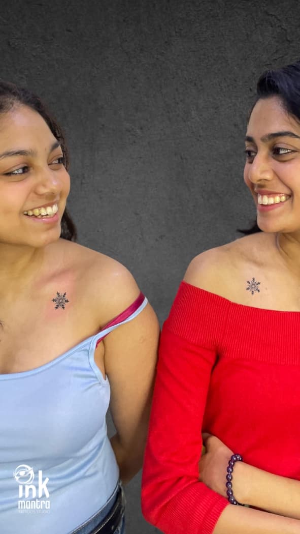 Collar Bone Tattoo Ideas - Image 5