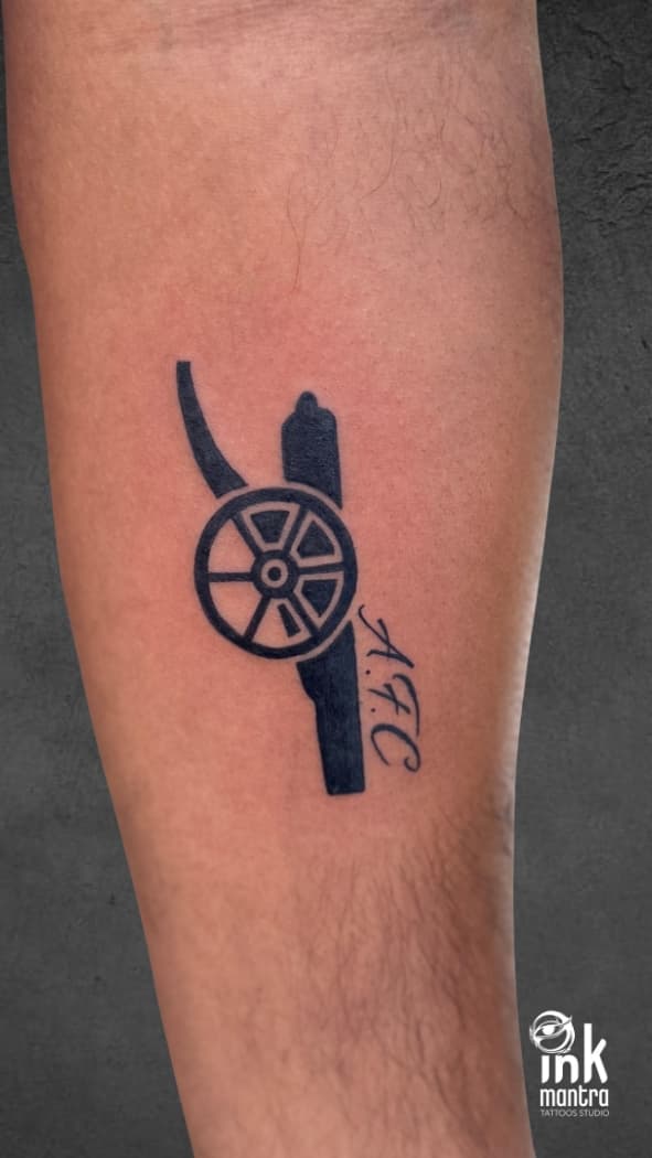 Minimalist Tattoos - Image 55